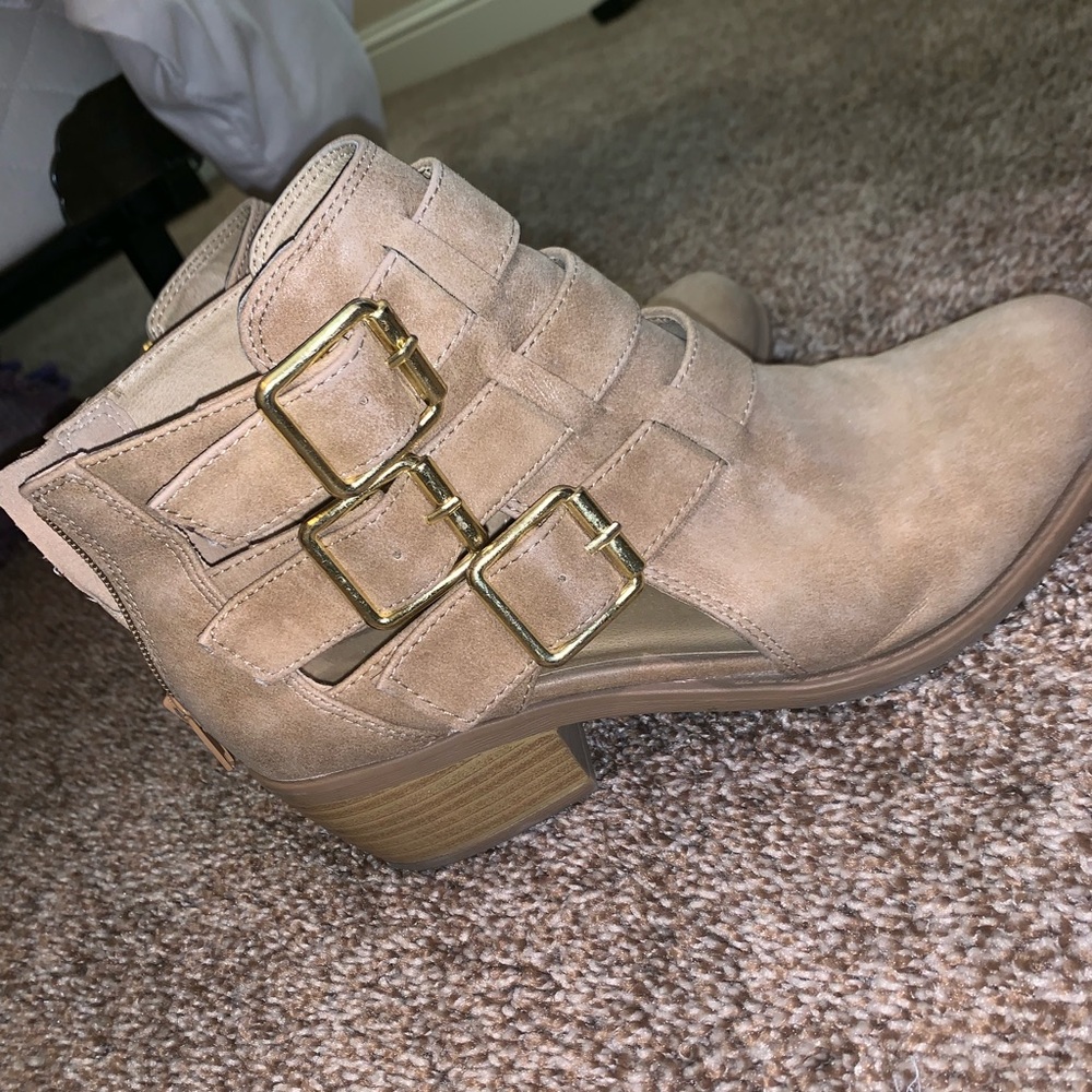 Beige booties